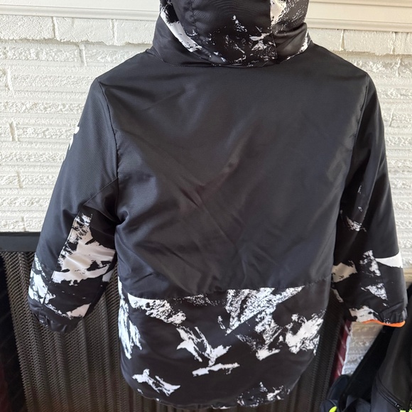 Boys jacket - Picture 2 of 2